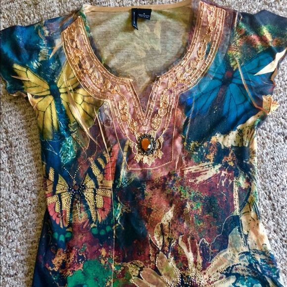 Beautiful shirt by New Direction size small - Picture 1 of 3